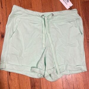Calvin Klein women’s shorts size small